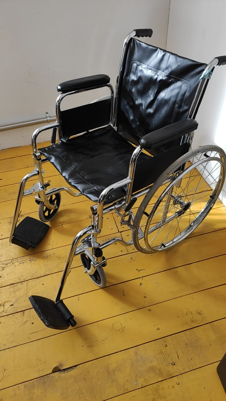 Кресло-каталка для перевозки инвалидов Plastun2